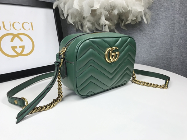 激安グッチバッグコピー側面デザイン